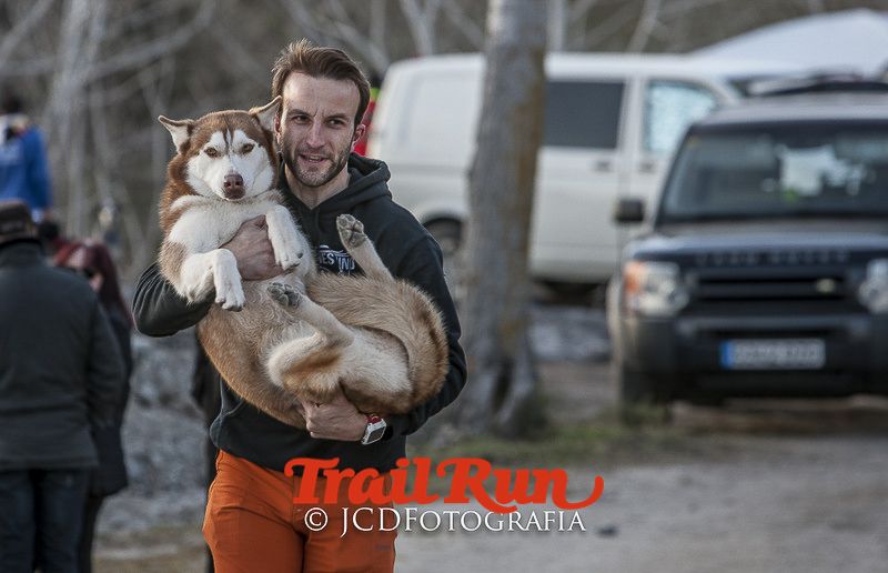 Mushing de Villamanta: canicross y bikejoring popular