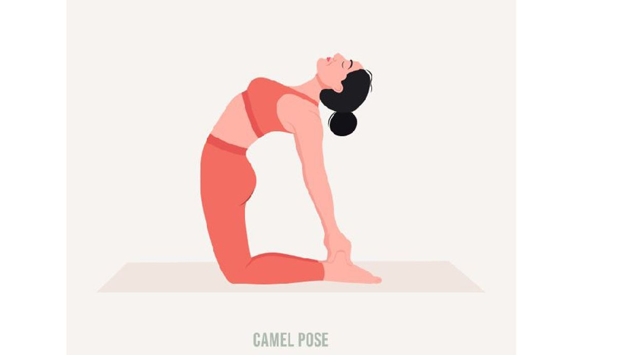 Postura del camello Yoga para la menstruación