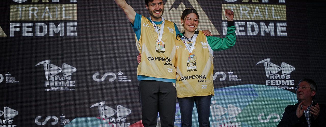 Juanjo Somohano y Patricia Pineda en el podio de CAMOVI