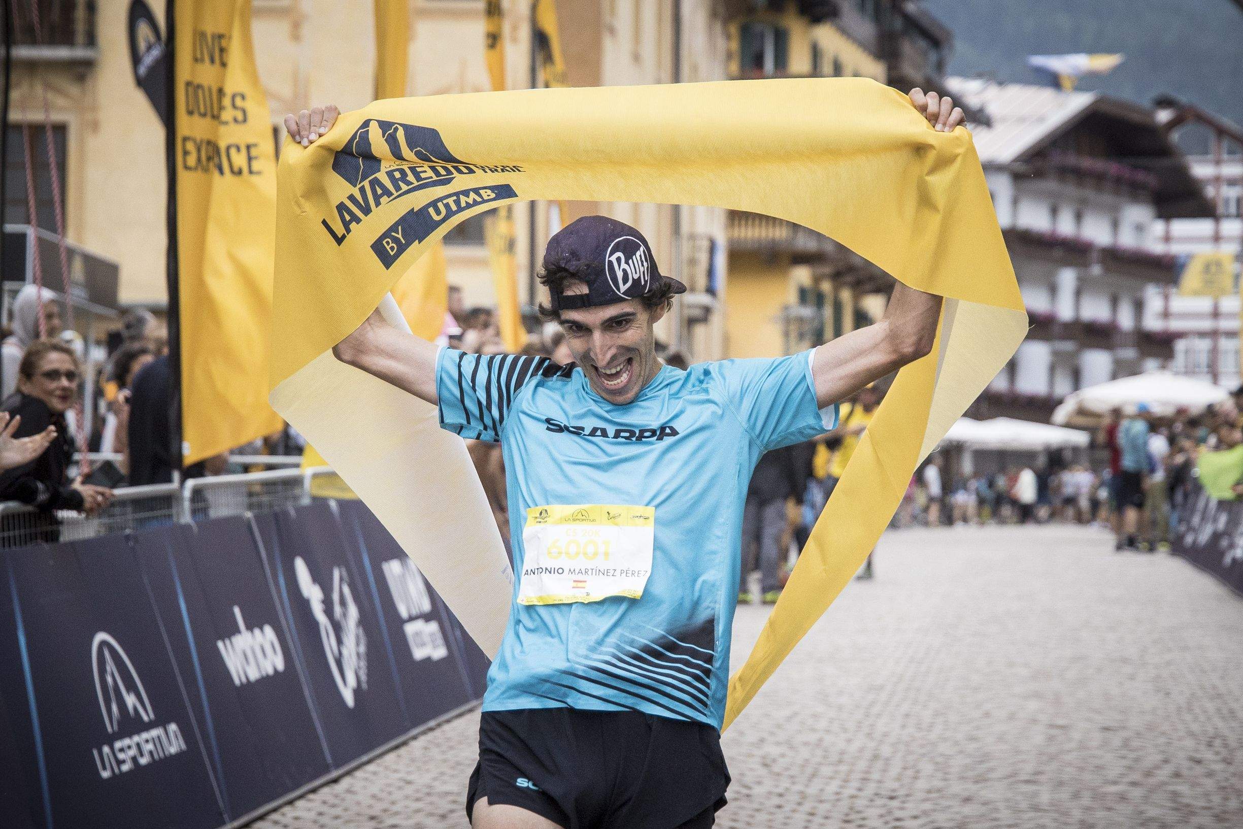 Antonio Martínez Cortina Skyrace 2022 meta ©La Sportiva Lavaredo Ultra Trail by UTMB® Antonio Martínez Cortina Skyrace 2022 meta ©La Sportiva Lavaredo Ultra Trail by UTMB®