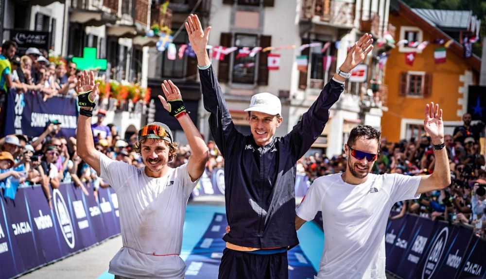 Podio masculino ©José Miguel Muñoz Egea by @revistatrailrun