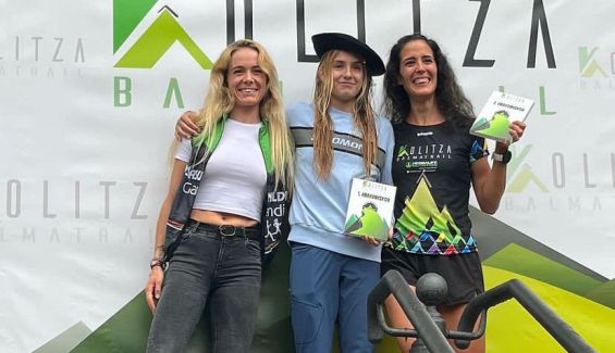 Podio femenino récord Kolitza