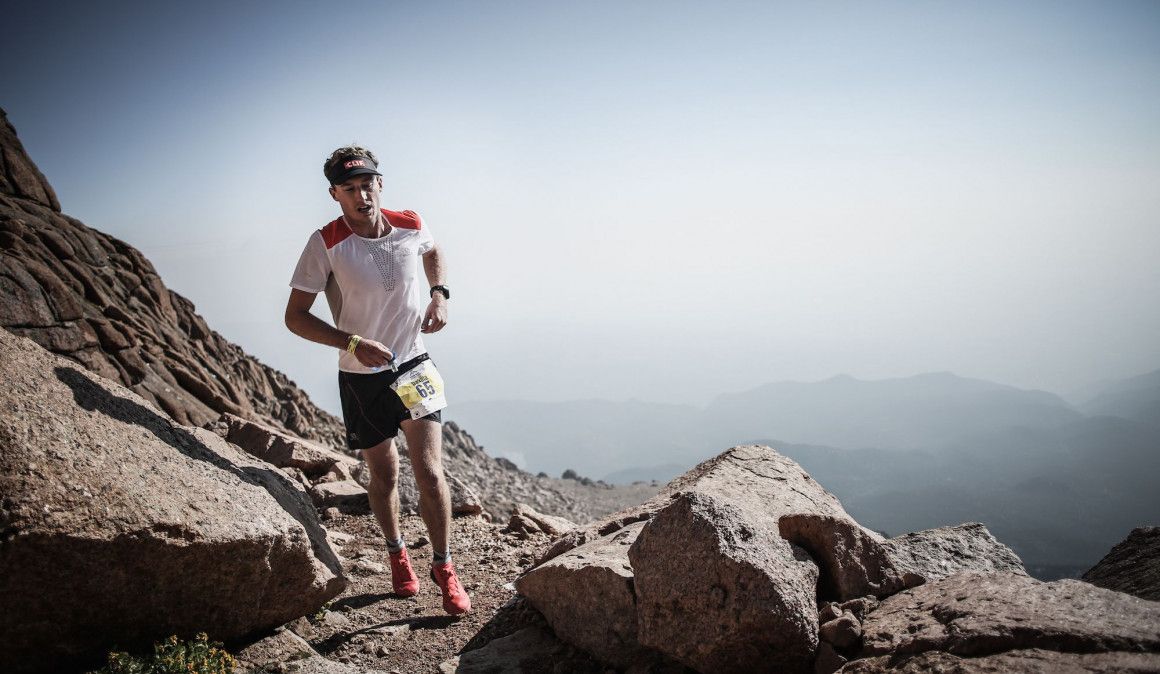Cómo volver a correr después de una lesión, por Dakota Jones Cómo volver a correr después de una lesión, por Dakota Jones