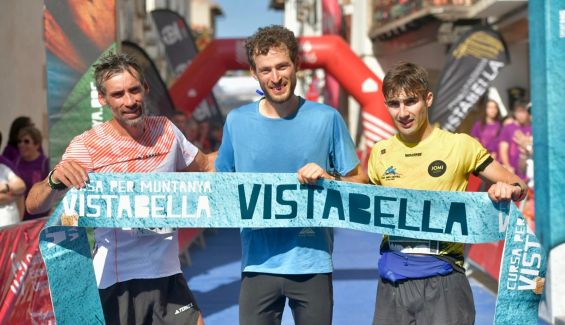 Podio absoluto masculino ©️Last Race Studio