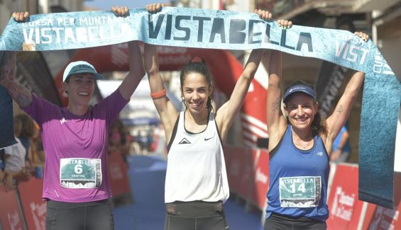 Podio absoluto femenino Cursa per Muntanya Vistabella