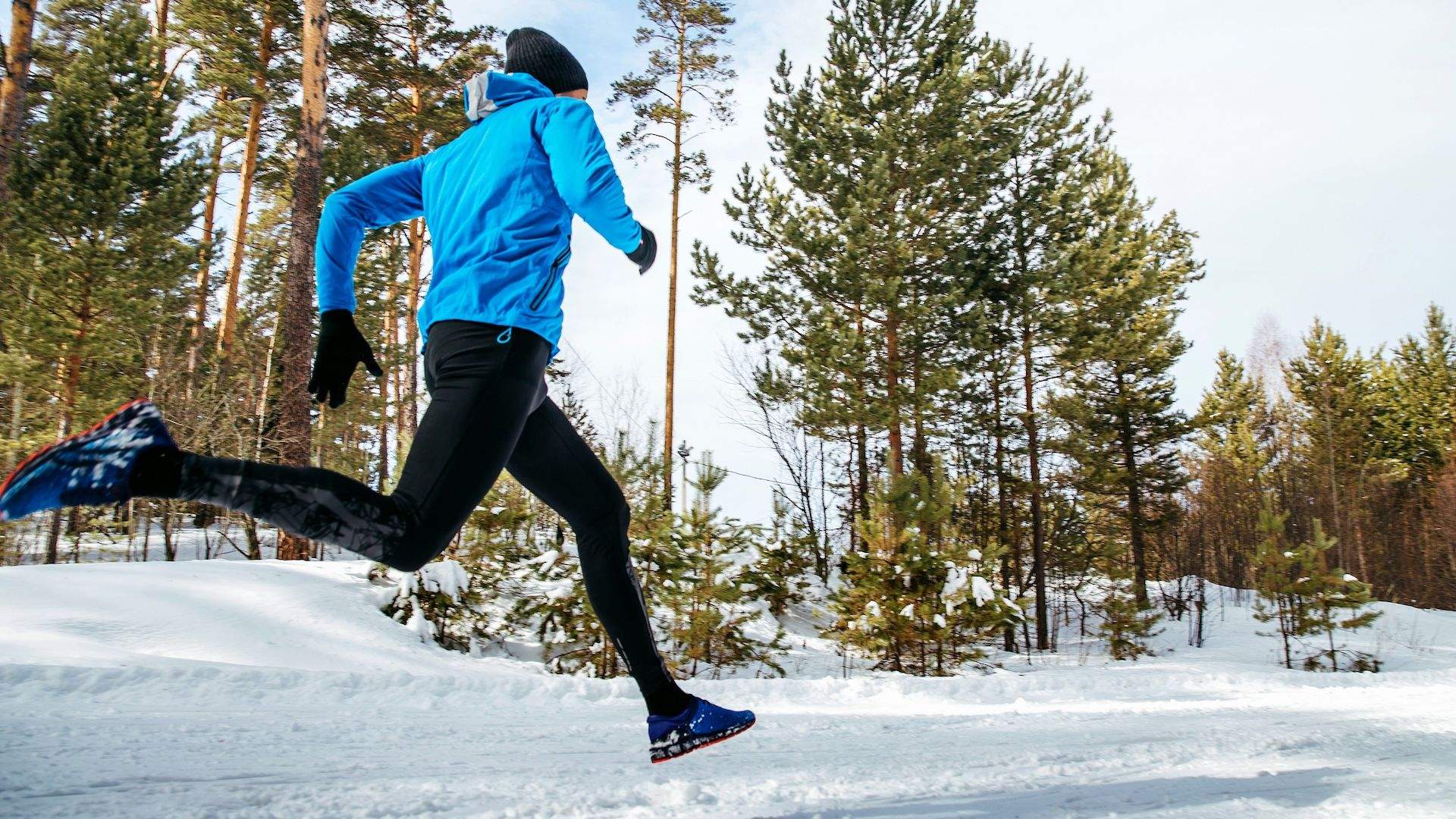 ¡Atrévete con el snowrunning! Los consejos de Manu Merillas. iStock 1166985798 ¡Atrévete con el snowrunning! Los consejos de Manu Merillas. iStock 1166985798