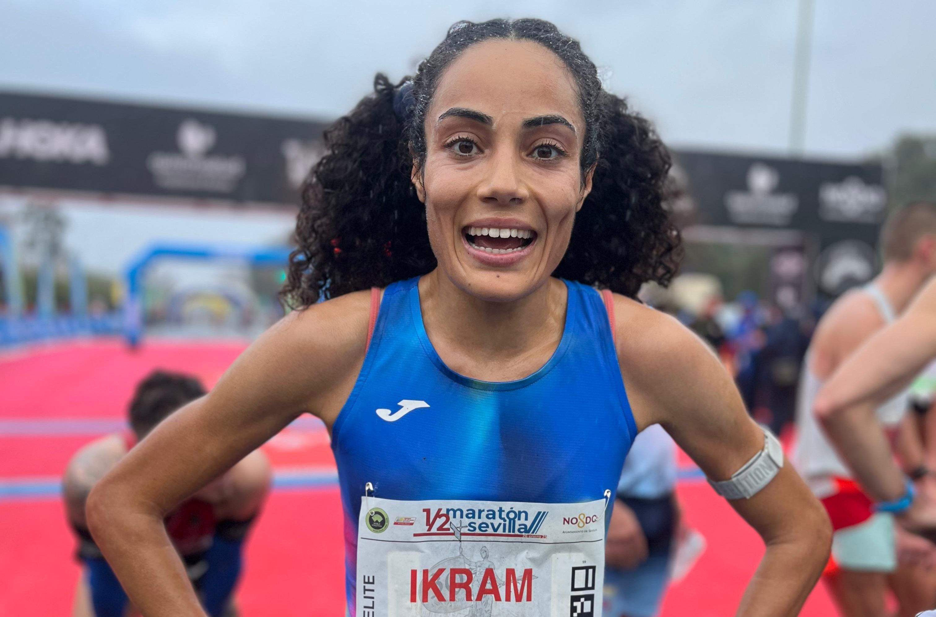 Ikram en la media maratón de Sevilla Ikram en la media maratón de Sevilla