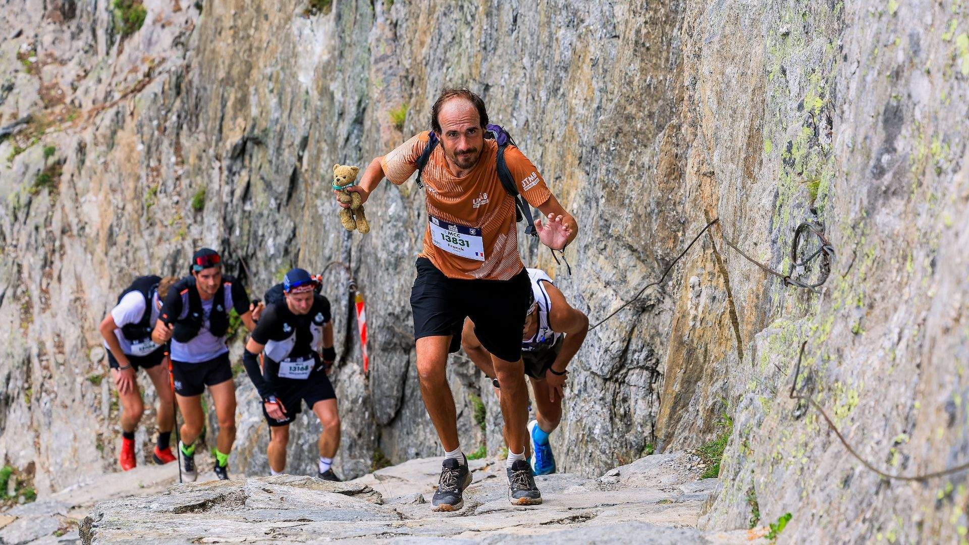 El Team Adaptive de HOKA UTMB®️ Mont-Blanc vuelve en agosto a las montañas de Chamonix ©UTMB El Team Adaptive de HOKA UTMB®️ Mont-Blanc vuelve en agosto a las montañas de Chamonix ©UTMB