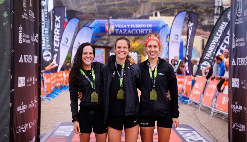Podium femenino Maratón 