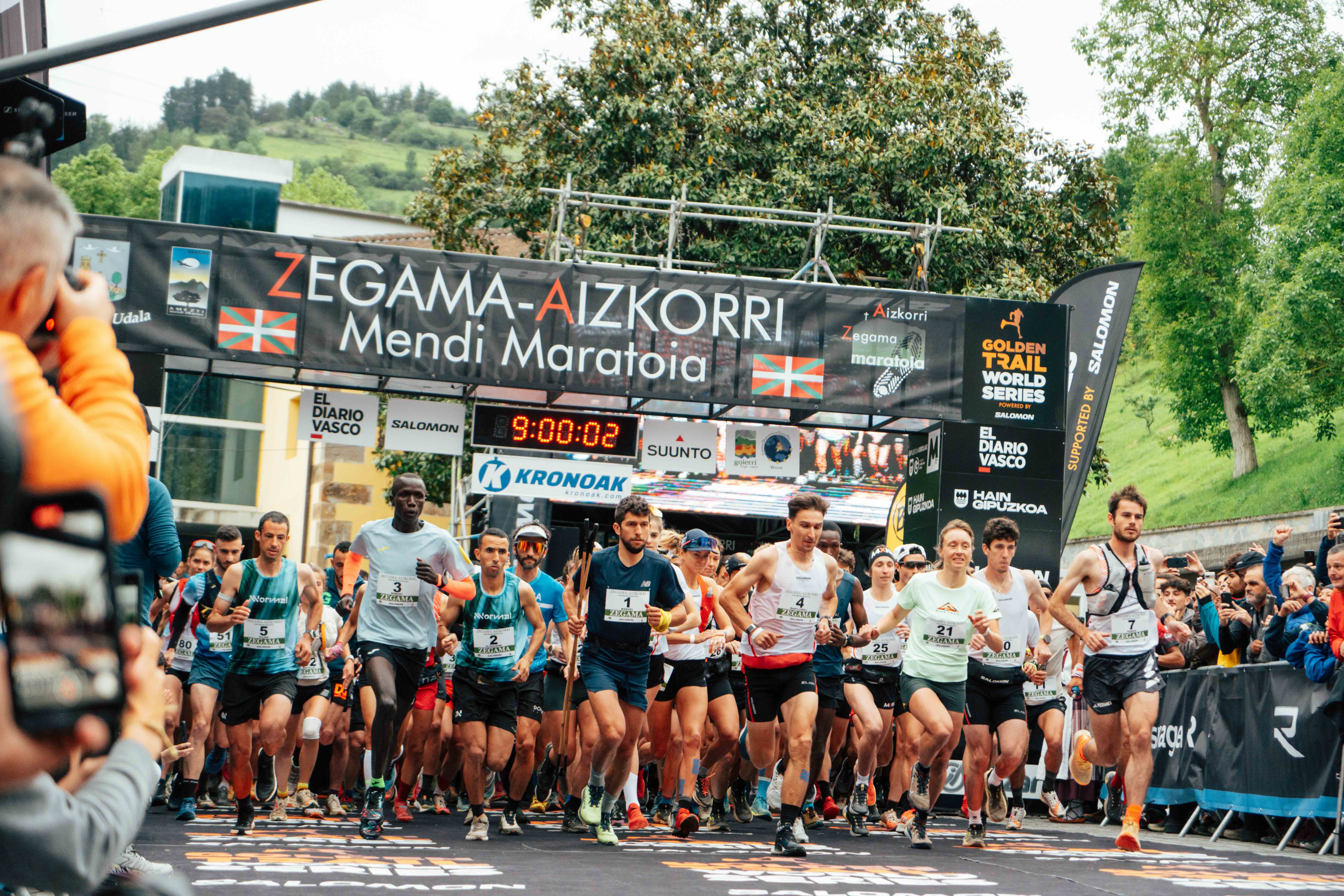 Diez días para Zegama-Aizkorri 2025. Foto Salida Zegama-Aizkorri 2024 ©️Carlos Carreño
