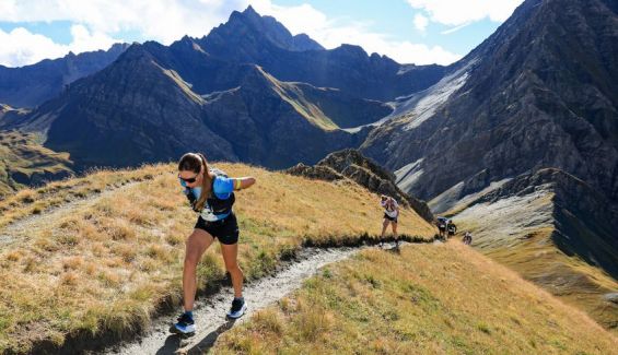 Martyna en un lance de carrera ©UTMB2025