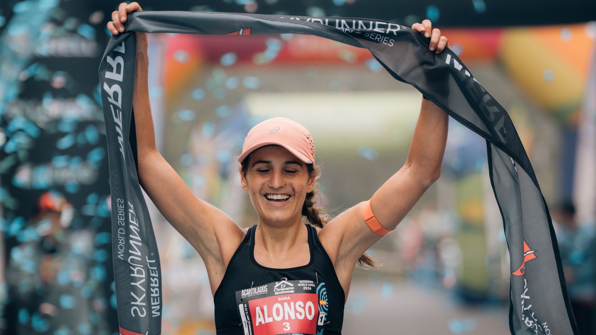 Sara Alonso Acantilados del Norte 2026 ©️Skyrunning by @ guaresti 