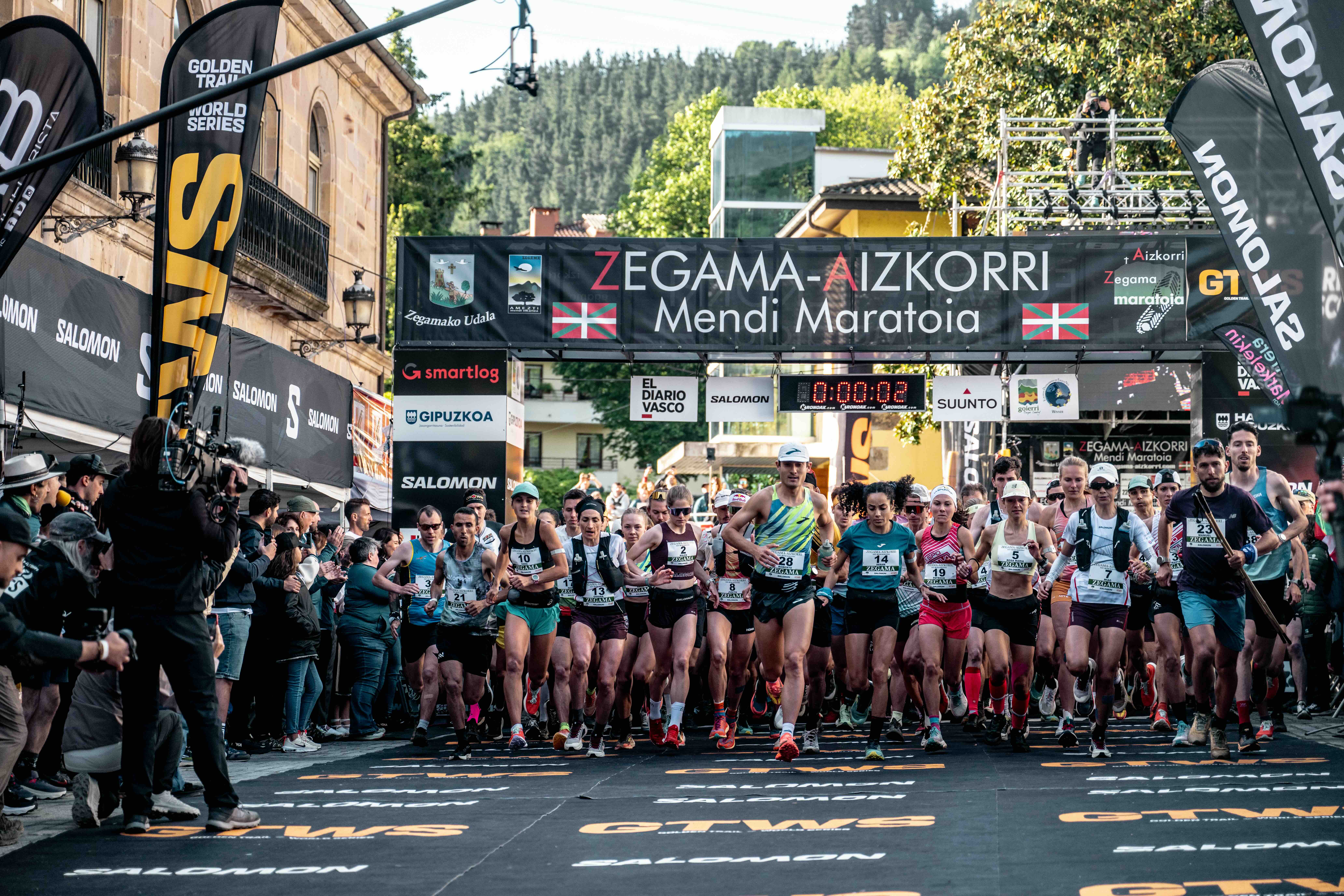 Zegama Aizkorri 2025 Salida ©Roger Salanova Zegama Aizkorri 2025 Salida ©Roger Salanova