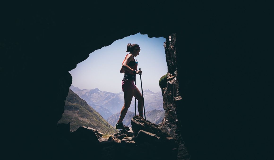 Una deportista en las montañas del Valle de Arán. Foto: UTMB.