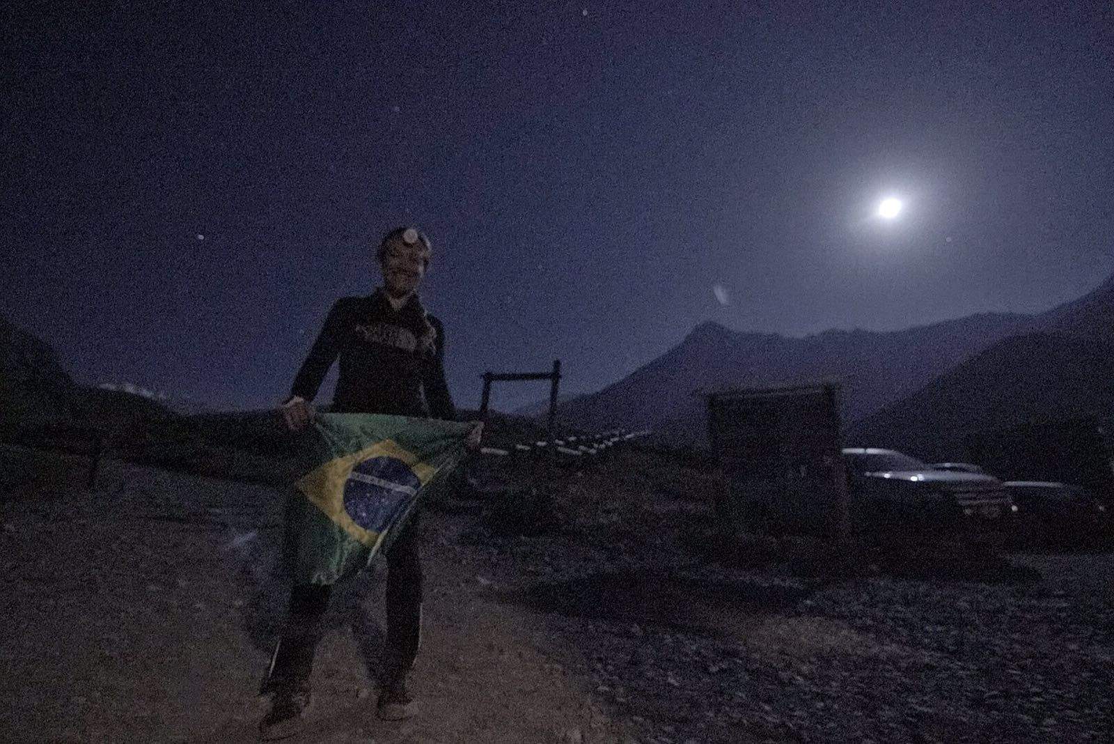 Fernanda Maciel establece récord femenino en el Aconcagua