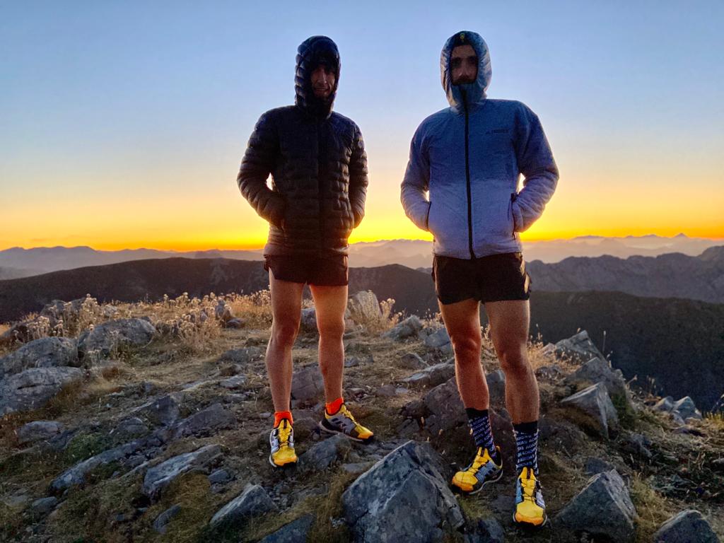 Pablo Villa y Luis Alberto Hernando hacen cima en el Polvoreda antes del amanecer Pablo Villa y Luis Alberto Hernando hacen cima en el Polvoreda antes del amanecer