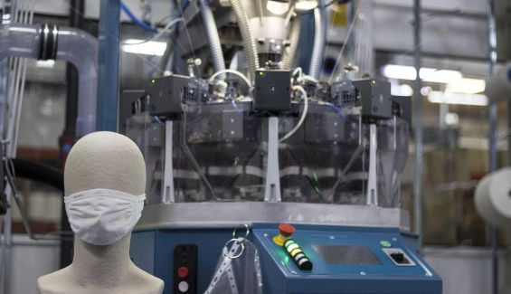 Lurbel aparca la fabricación de sus productos deportivos por material de uso sanitario Lurbel aparca la fabricación de sus productos deportivos por material de uso sanitario