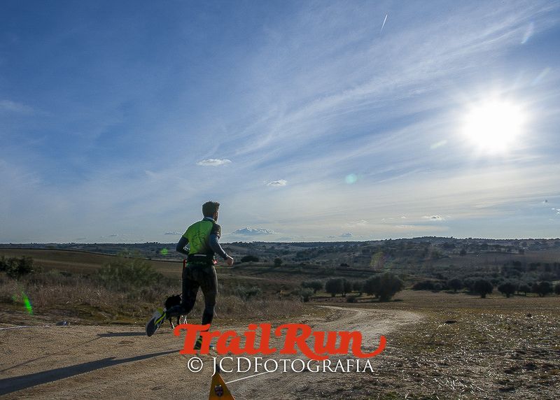 Mushing de Villamanta: canicross y bikejoring popular