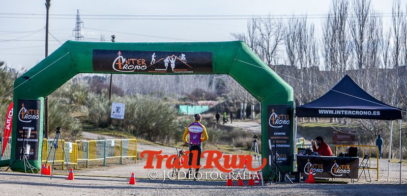 Mushing de Villamanta: canicross y bikejoring popular
