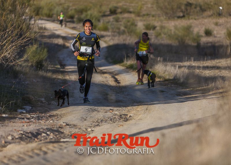Mushing de Villamanta: canicross y bikejoring popular