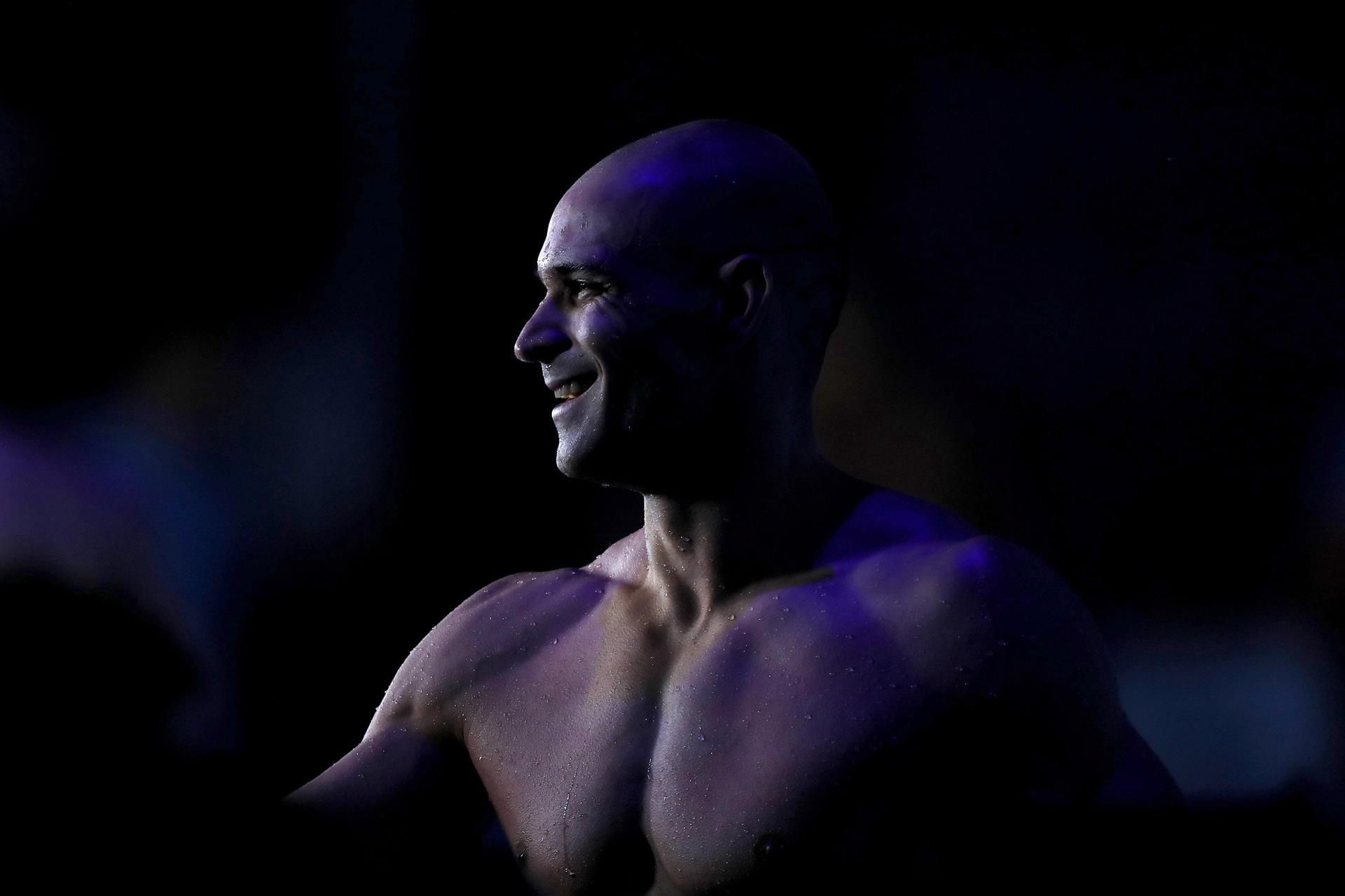 Nicholas Santos firma con 42 años la mejor marca mundial del año en los 50 m. mariposa