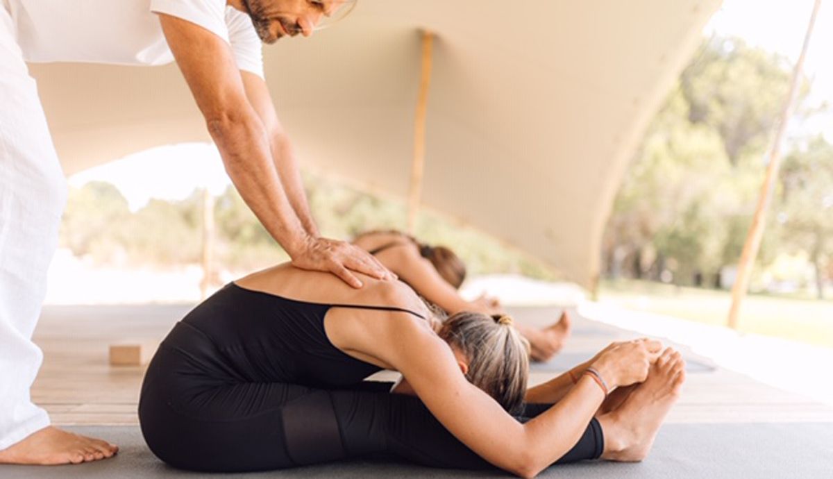 Inmersión en Dharma Yoga con Yiannis Andritsos
