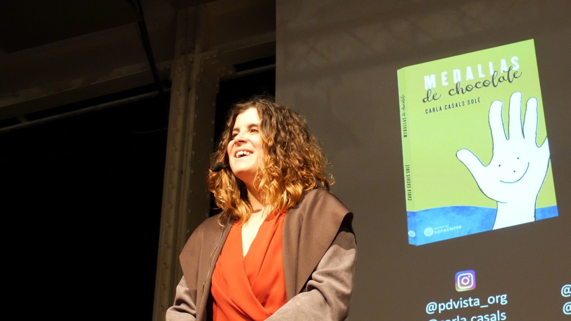 “Medallas de chocolate”, el libro autobiográfico de la nadadora paralímpica Carla Casals 