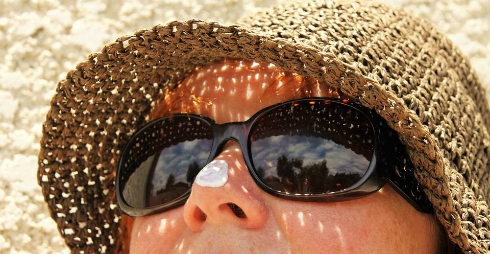 sunblock 1471393 960 720 sunblock 1471393 960 720