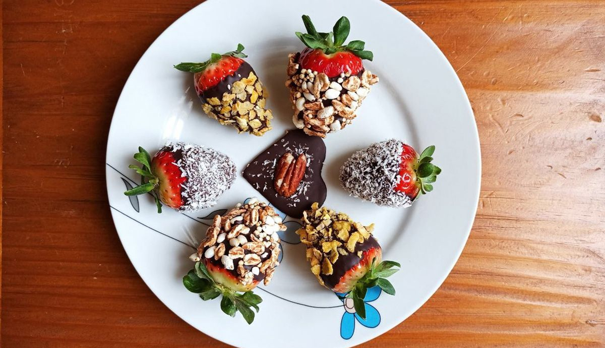 FRESAS CON CHOCOLATE MYREALFOOD FRESAS CON CHOCOLATE MYREALFOOD