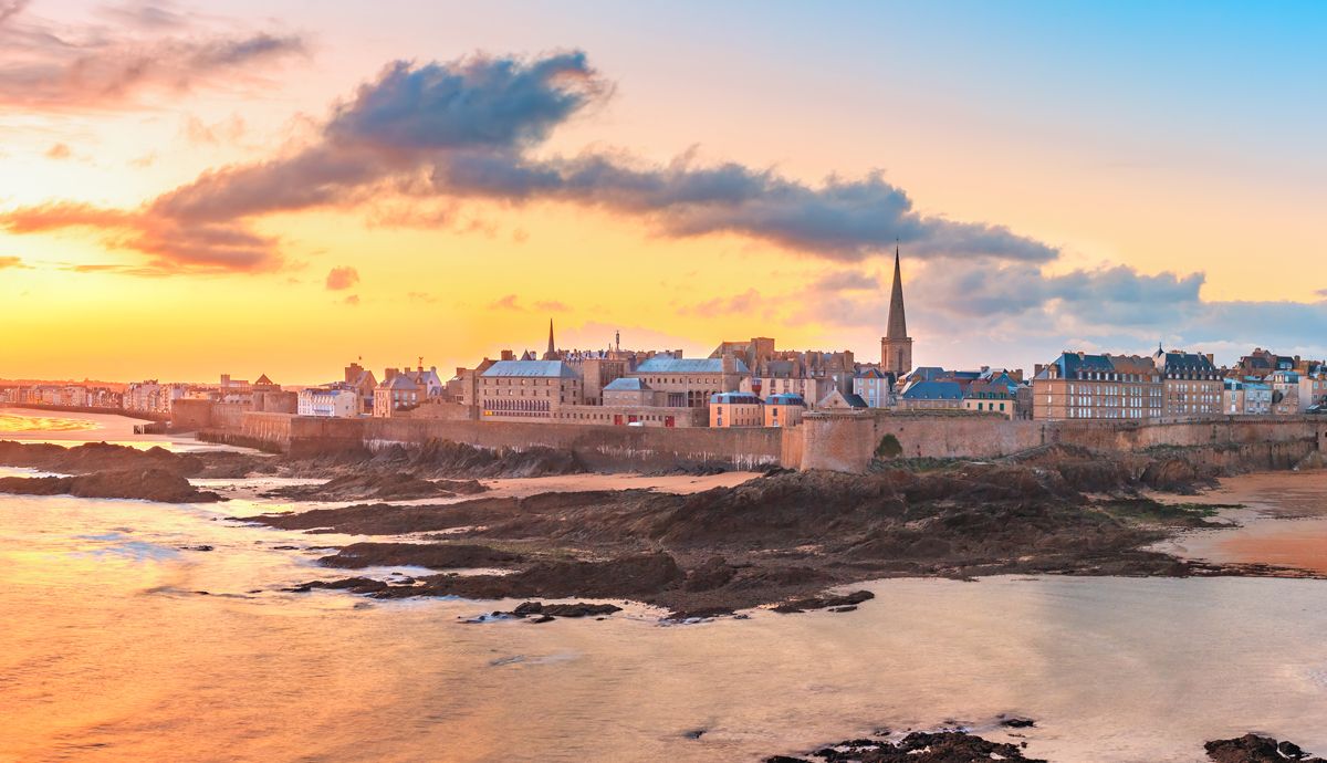Turismo en Saint Malo para submarinismo arqueológico y grandes mareas