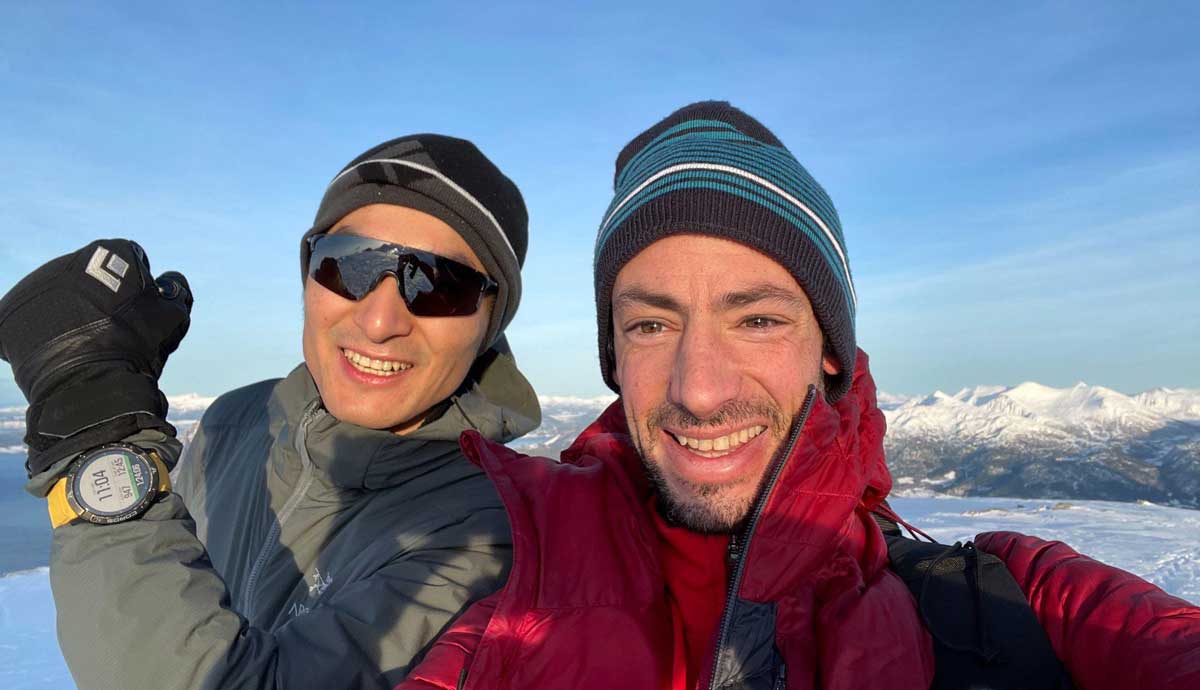 Lewis Wu, CEO de COROS, en su encuentro con Kilian Jornet
