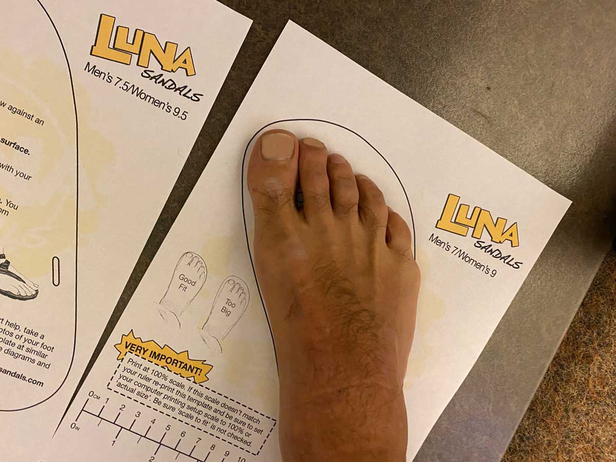 Peculiar y práctico el sistema para calcular la talla de las Luna Sandals Peculiar y práctico el sistema para calcular la talla de las Luna Sandals