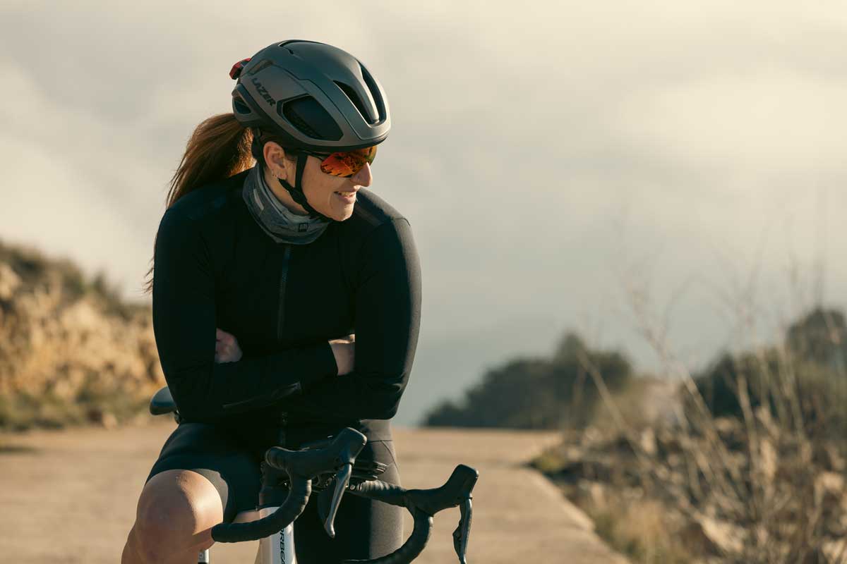 Vento Strada es uno de los cascos Lazer con la revolucionaria tecnología KinetiCore Vento Strada es uno de los cascos Lazer con la revolucionaria tecnología KinetiCore