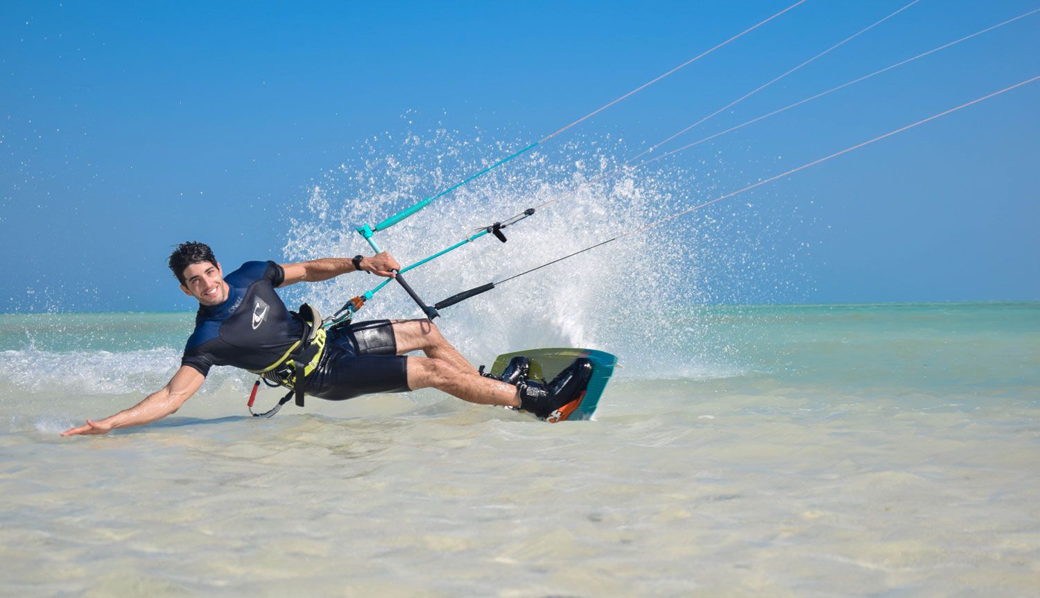 Si lo tuyo es el kitesurf, Catar te ofrece los mejores spots tanto para perfeccionar tu técnica como para aprender desde cero