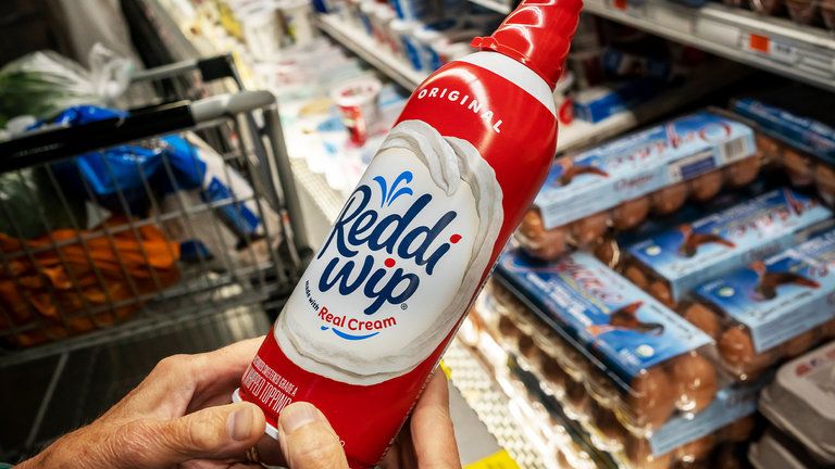 Imagen de un bote de nata montada en un supermercado de Nueva York