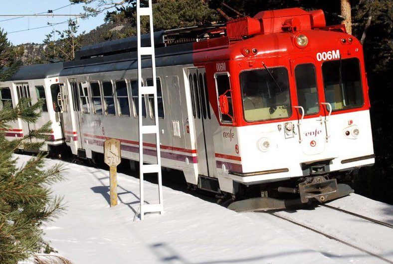 Imagen del tren de Navacerrada Cotos
