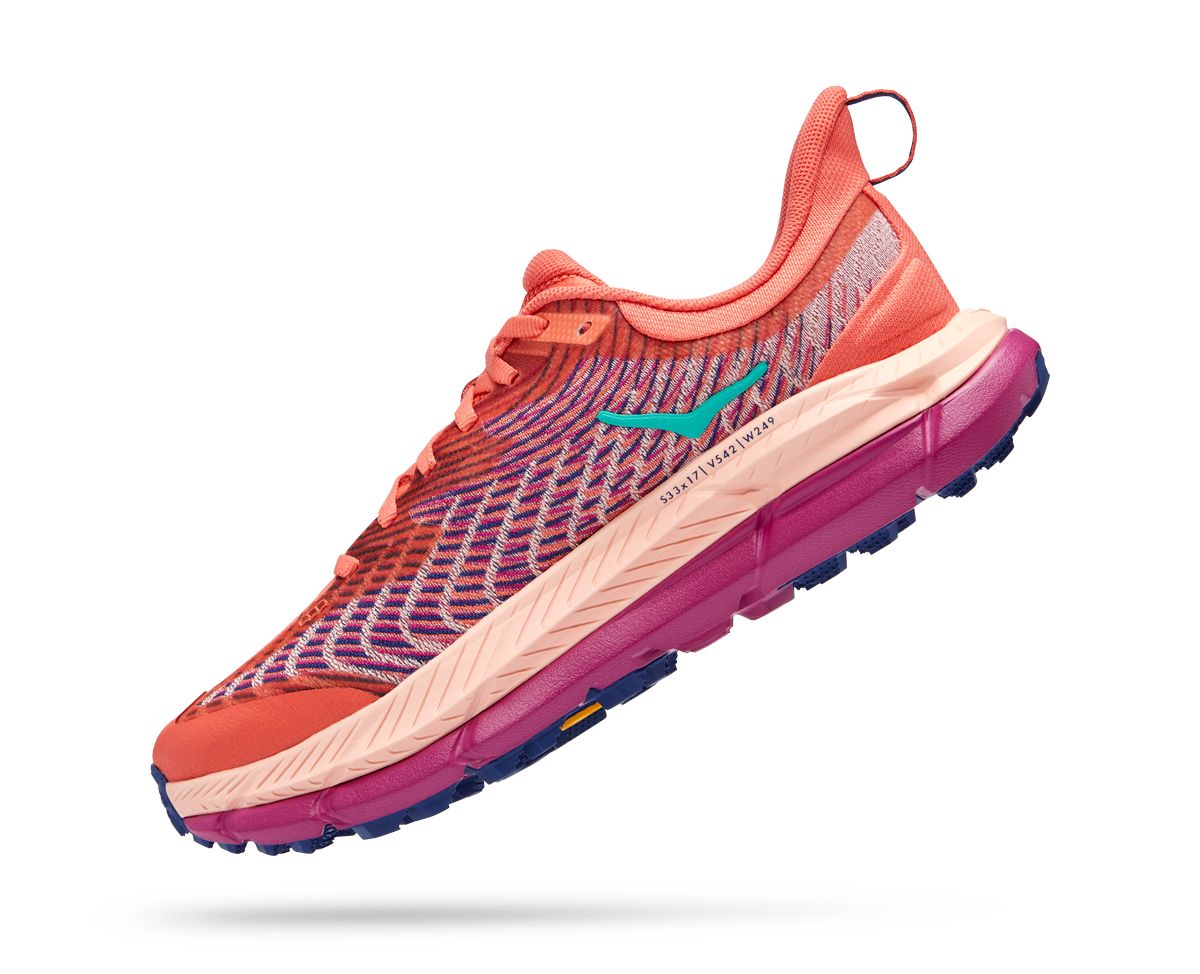 Esta es una de las combinaciones de color de las Hoka Mafate Speed 4 de mujer
