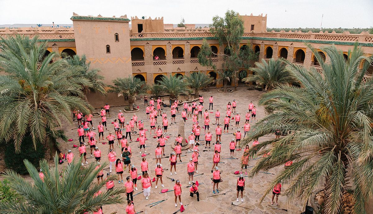 Pilates Walk con Eva Espuela vision arriba Pilates Walk con Eva Espuela vision arriba