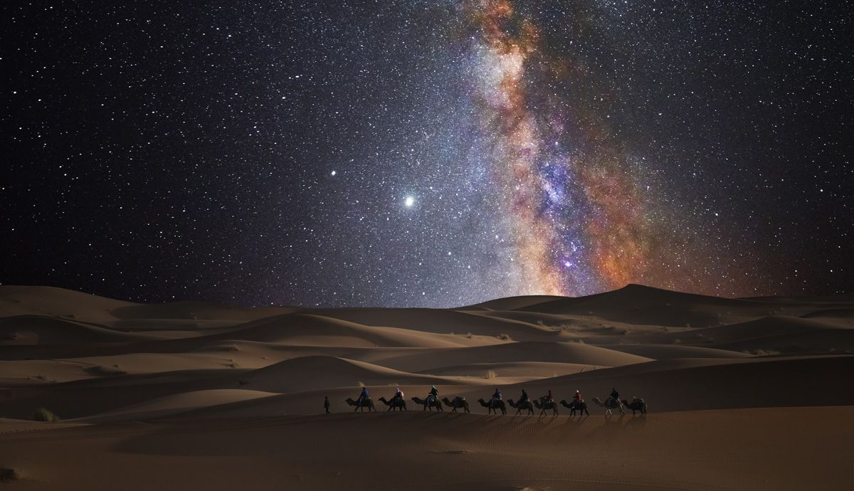 Descubriendo las estrellas en el desierto en la DWS 2022 con Eva Villaver Descubriendo las estrellas en el desierto en la DWS 2022 con Eva Villaver