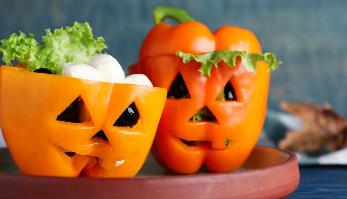 Pimientos rellenos para Halloween Pimientos rellenos para Halloween