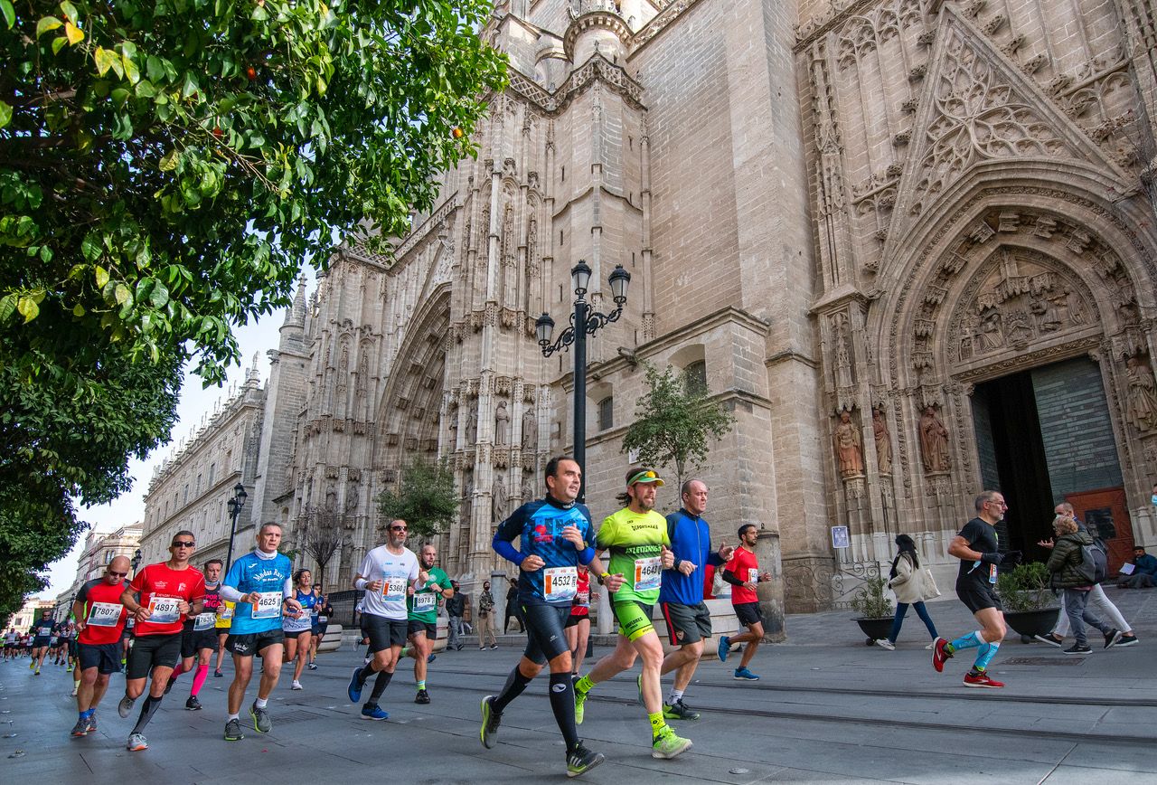 Quirónsalud se une al EDP Medio Maratón de Sevilla que está muy cerca de cerrar sus inscripciones