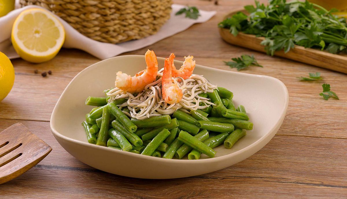 Recetas rápidas con verduras: Judías verdes con gambas y gulas