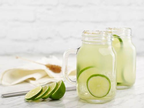 Agua de limón