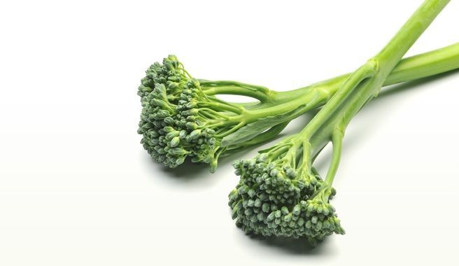 Ambos son vegetales de la familia de las crucíferas y son ricos en nutrientes esenciales. 