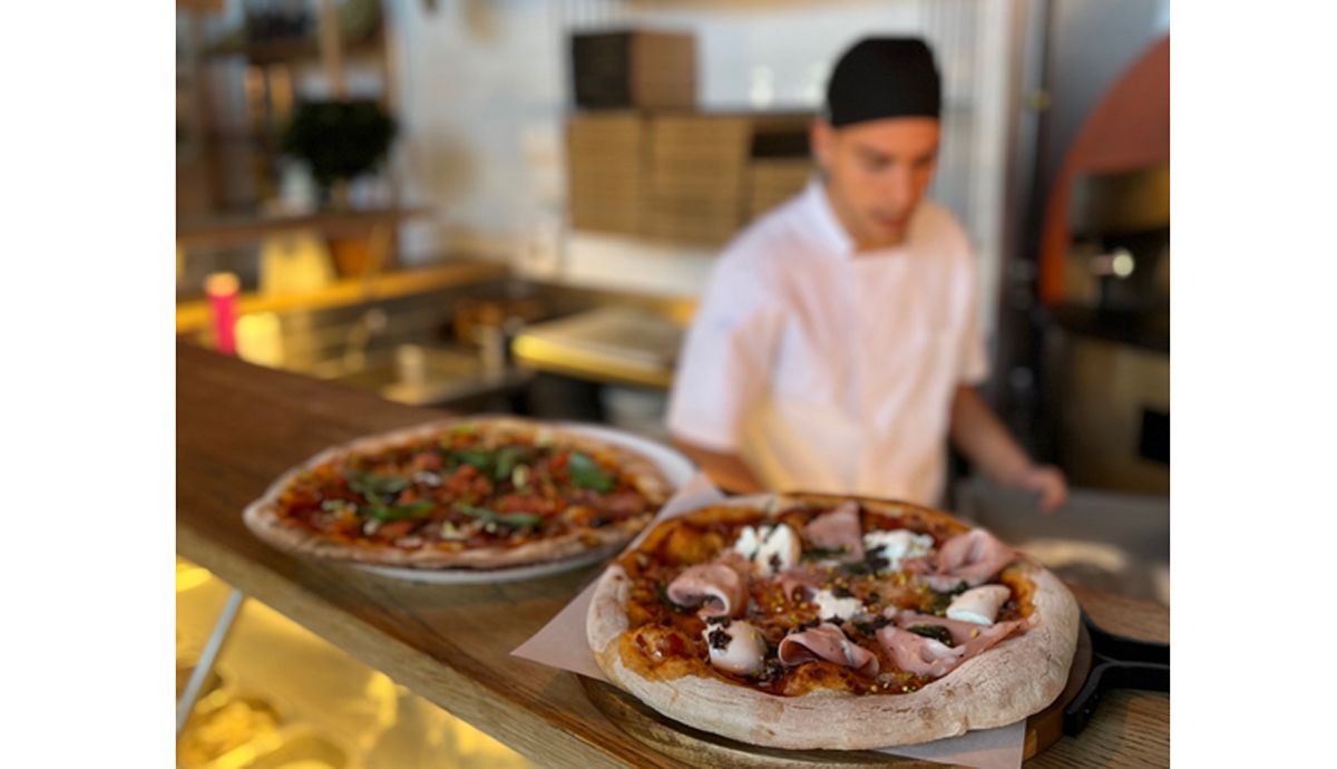 3 pasos claves para preparar una pizza italiana