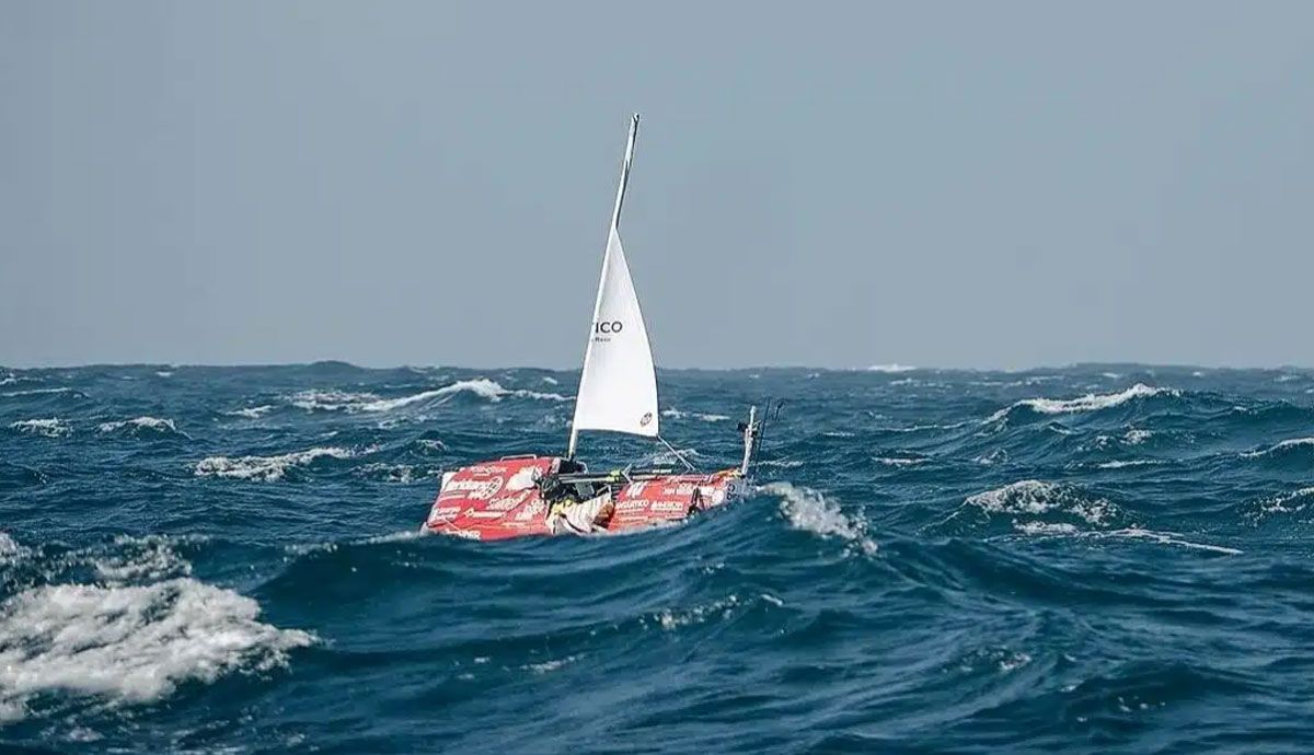 Antonio de la Rosa rumbo a la Antártida. Foto @posovisual