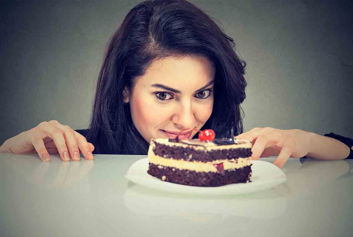 6 cualidades de los alimentos dulces y grasos que los hacen irresistibles 6 cualidades de los alimentos dulces y grasos que los hacen irresistibles