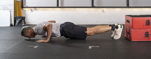 Push ups Standard (suelo) Push ups Standard (suelo)