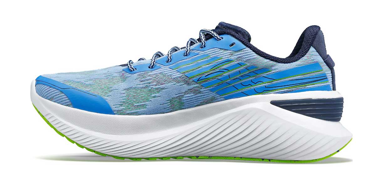 Brutal el aspecto de la media suela de las Saucony Endorphin Shift 3, calzado tremendamente cómodo Brutal el aspecto de la media suela de las Saucony Endorphin Shift 3, calzado tremendamente cómodo