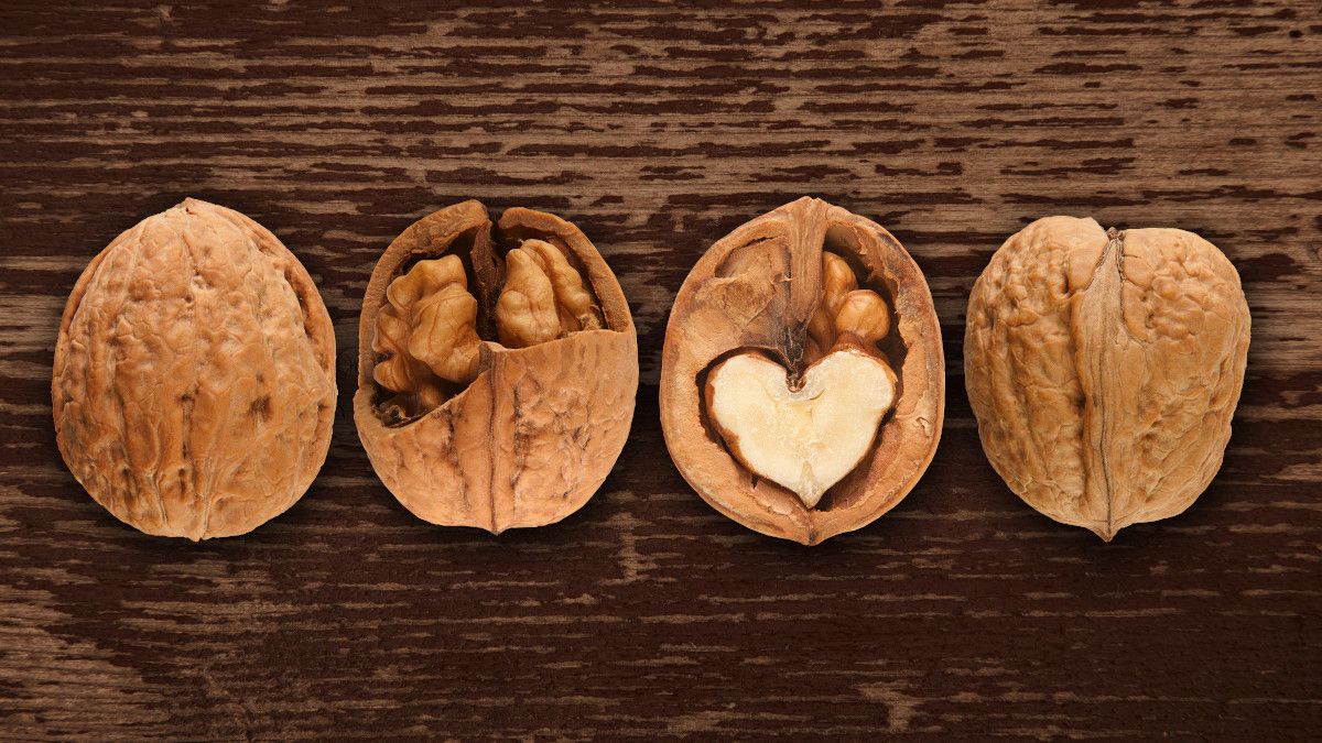 Un puñado de nueces antes de dormir y a descansar como un bebé